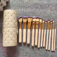 Makeup brush set 12 makeup buckets - Lees Beauty and Self Care Bar