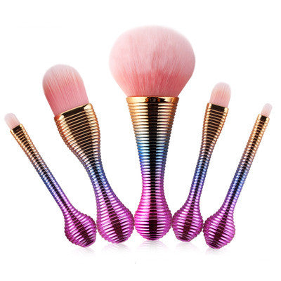 5pcs  makeup brushes - Lees Beauty and Self Care Bar